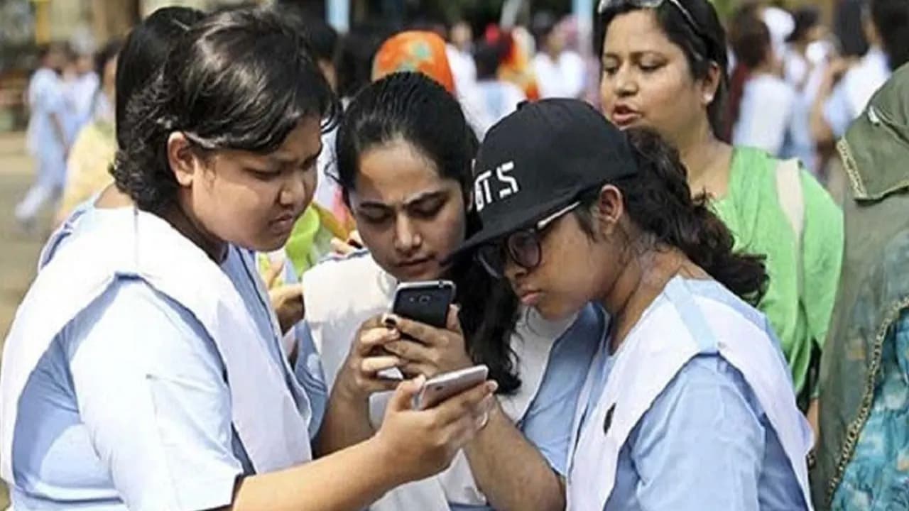 এইচএসসির ফল পুনর্নিরীক্ষণ আবেদন শেষ হচ্ছে আজ