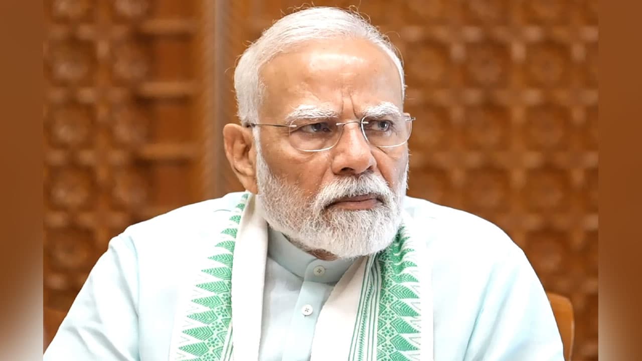 আসিয়ান সম্মেলন এড়িয়ে যাচ্ছেন মোদি, যাবেন না মালয়েশিয়া