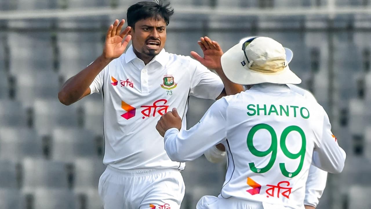 সাকিবের রেকর্ড ভেঙে ইতিহাস গড়ার দ্বারপ্রান্তে তাইজুল