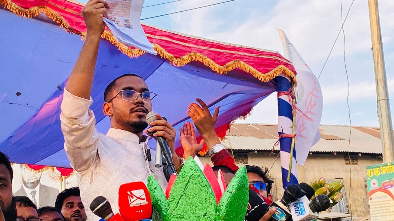 হান্নান মাসউদ ইউনূস স্যারকে দিয়ে হাতিয়ার ব্লকবাঁধের জন্য ২১০০ কোটি টাকা বরাদ্দ করিয়েছি