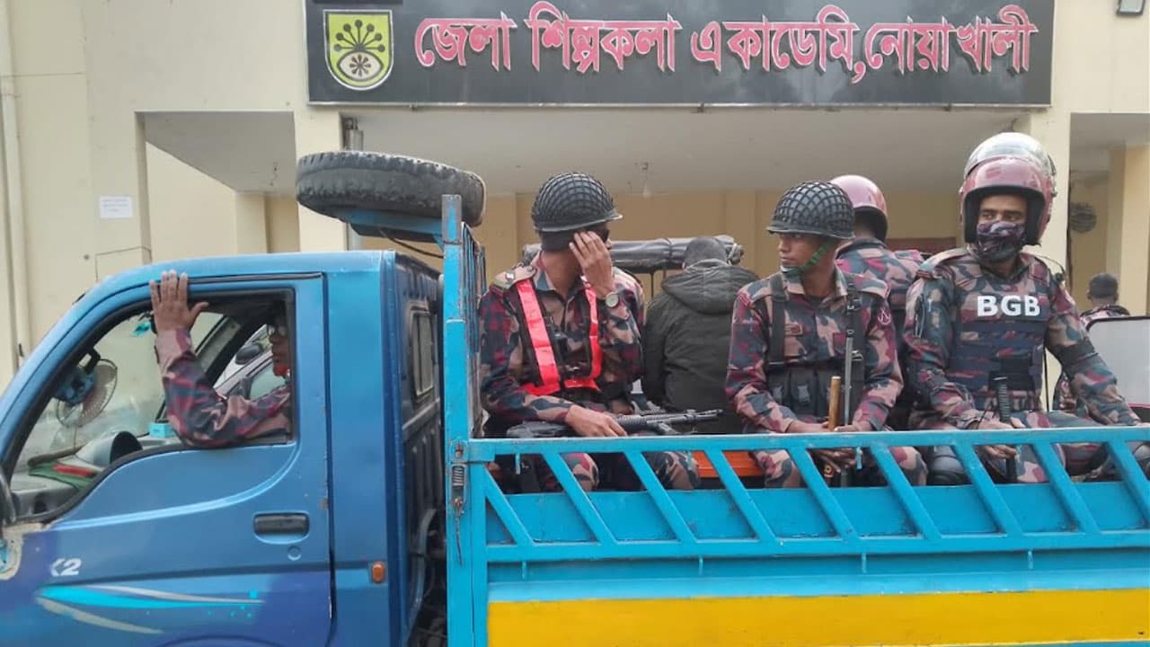 নির্বাচনী নিরাপত্তায় নোয়াখালীতে ১৬ প্লাটুন বিজিবি মোতায়েন