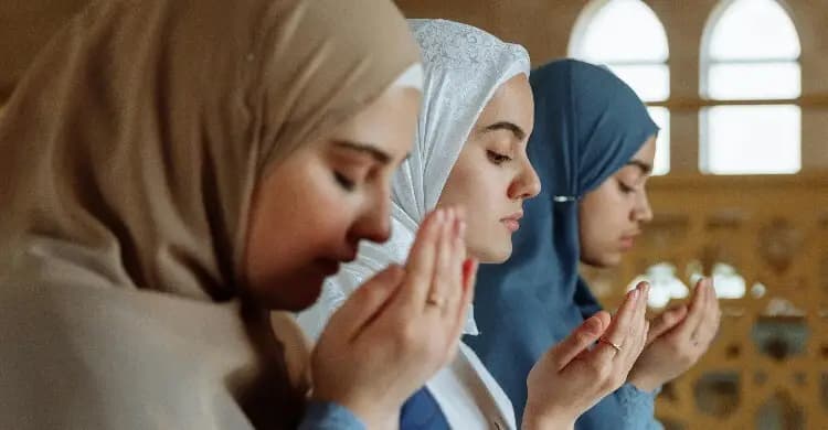 নারী দিবস ইসলামে নারীর মর্যাদা ও অধিকার