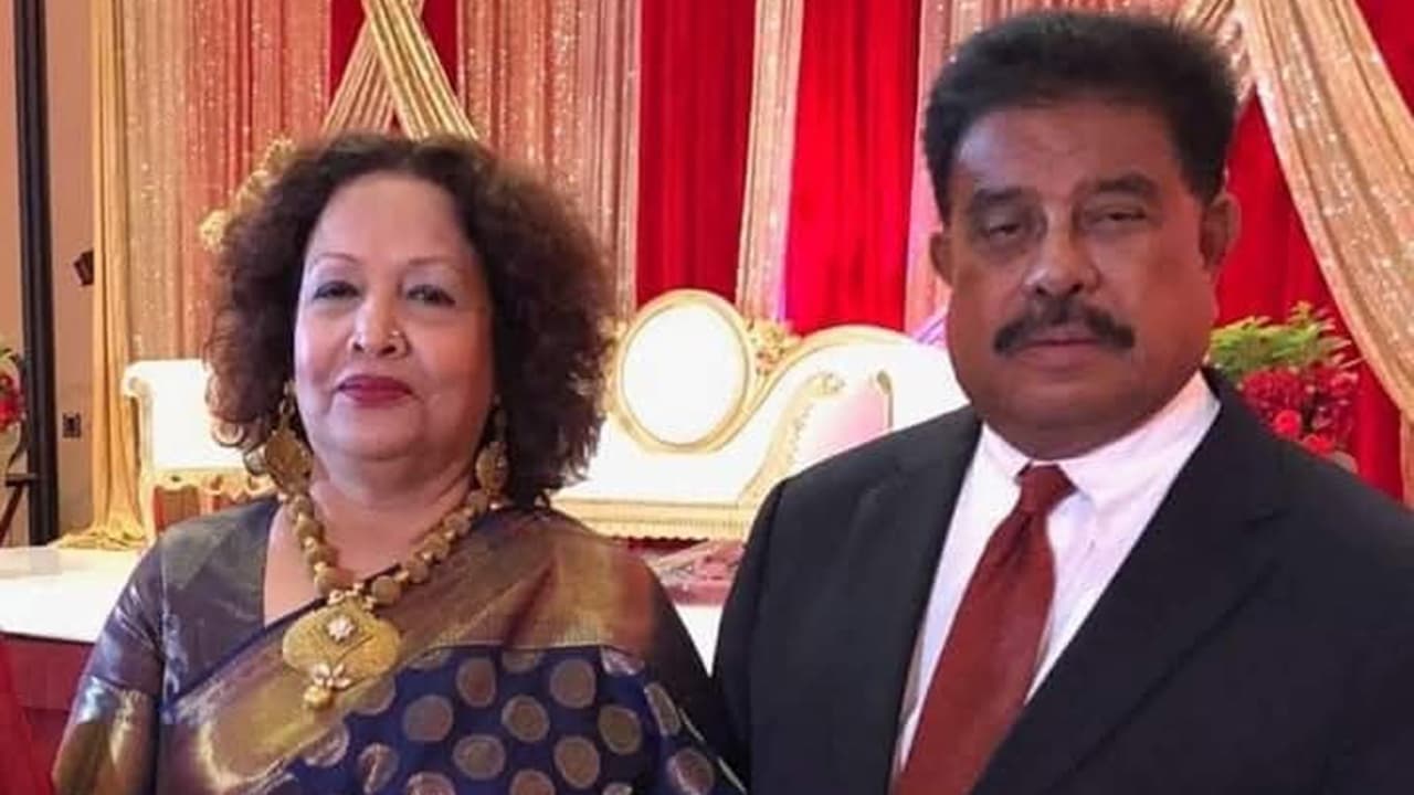 দলীয় টিকিট না পেয়ে স্বতন্ত্র প্রার্থী হলেন স্বামী-স্ত্রী